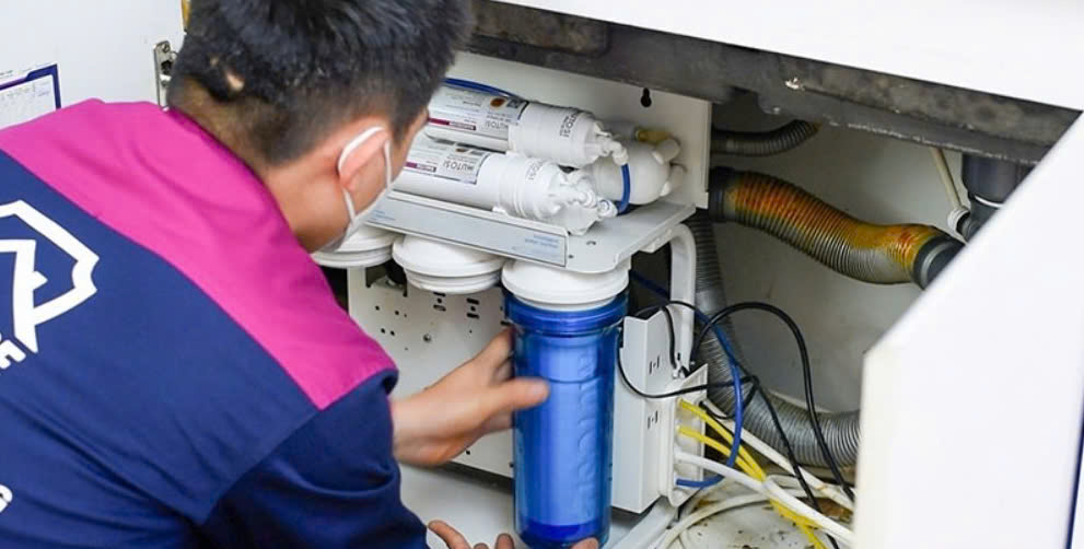 Dịch vụ sửa máy lọc nước tại nhà uy tín, chất lượng nhất tại Hà Nội 3 Đội ngũ nhân viên kỹ thuật của Điện Lạnh Bách Khoa được đào tạo đầy đủ kỹ năng nghiệp vụ và tận tâm với khách hàng.
