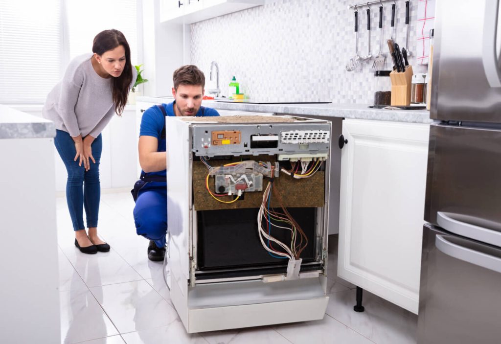 Sửa Tủ Lạnh Tại Hoàn Kiếm Giá Rẻ Nhất, Uy Tín, Phục Vụ 24/7 3 Điện Lạnh Bách Khoa sẵn sàng phục vụ rộng khắp toàn bộ khu vực của quận Hoàn Kiếm.