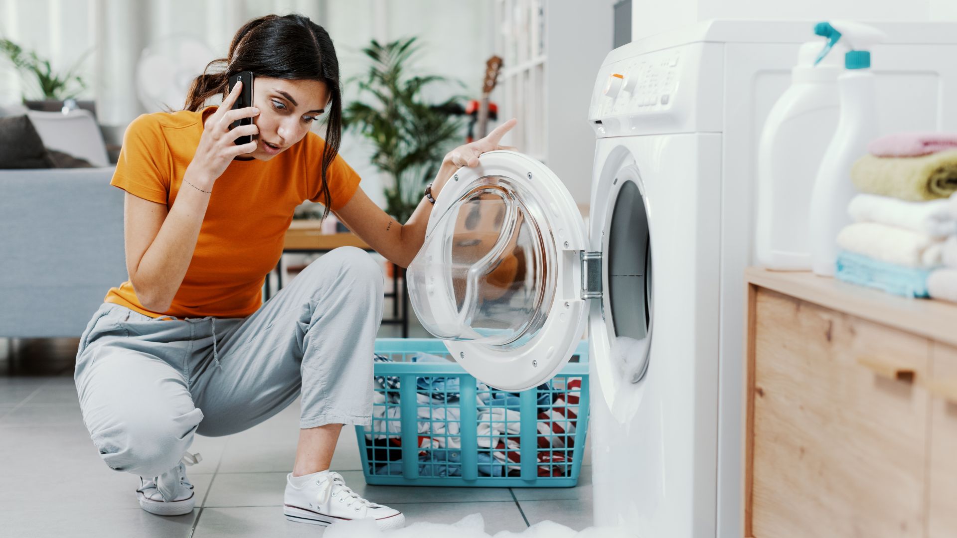 Dịch Vụ Sửa Máy Giặt Quận Bắc Từ Liêm Uy Tín - Giá Tốt Nhất 3 Nếu gặp bất kỳ sự cố nào của máy giặt, bạn không nên tự ý sửa chữa tại nhà mà nên gọi ngay cho trung tâm sửa chữa uy tín là tốt nhất.