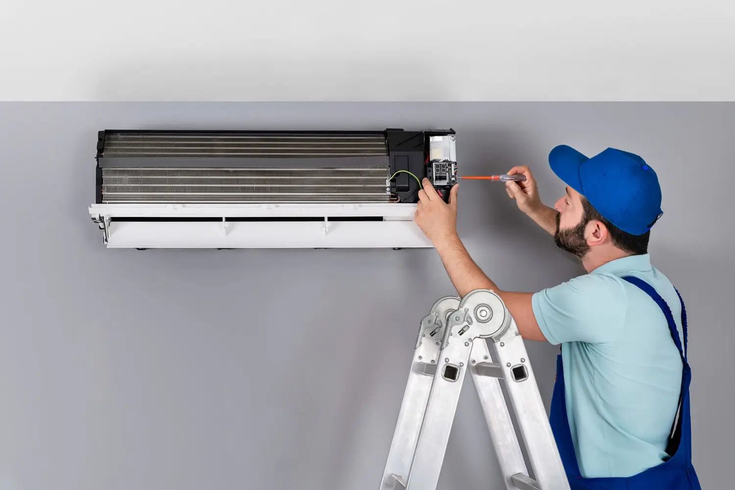 Sửa Điều Hòa Nam Từ Liêm Uy Tín, Có Bảo Hành, Giá Tốt 1 Liên hệ ngay với Điện Lạnh Bách Khoa qua hotline 0988 784 833 để được hỗ trợ và tư vấn tốt nhất.