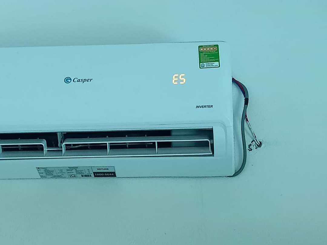 Sửa Điều Hòa Casper Tại Hà Nội Giá Tốt Nhất, Phục Vụ 24/7 4 Lỗi E5 thường xảy ra ở các dòng điều hòa Casper inverter và âm trần, do mất kết nối giữa dàn nóng và dàn lạnh.