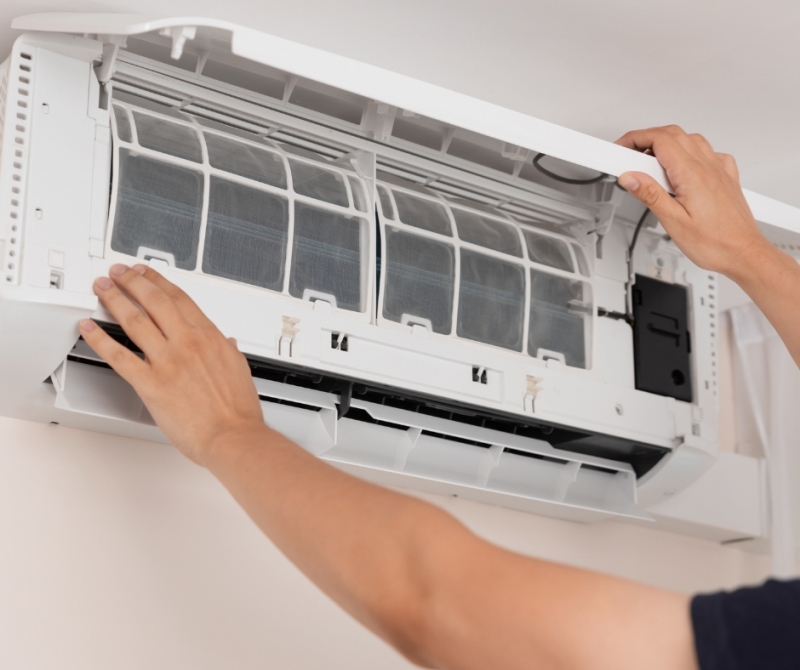 Trung tâm Điện Lạnh Bách Khoa cung cấp dịch vụ sửa điều hòa Cầu Giấy giá tốt nhất hiện nay.